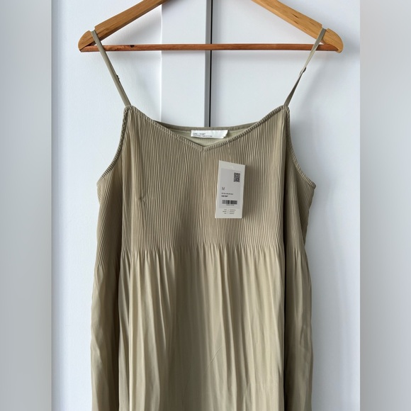 OAK + FORT | Pleated dress - Picture 5 of 5